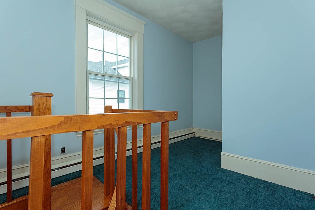 72 College Ave Property Photo 5