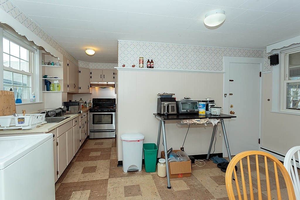 72 College Ave Property Photo 20