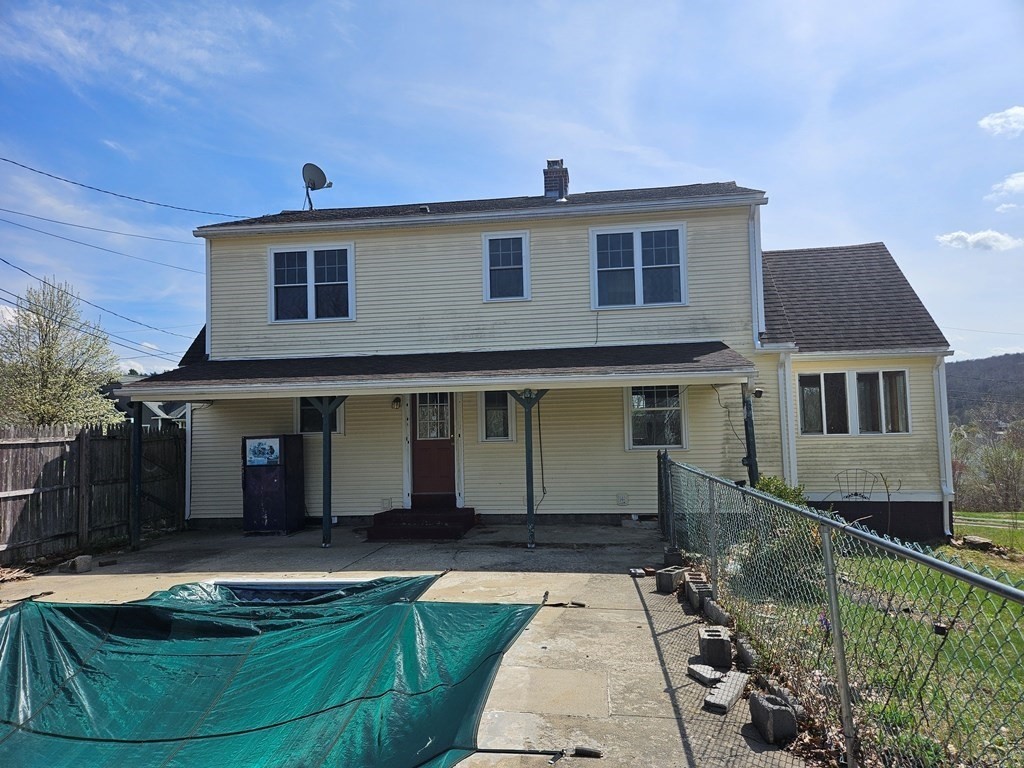 4 Stewart Ave Property Photo 2