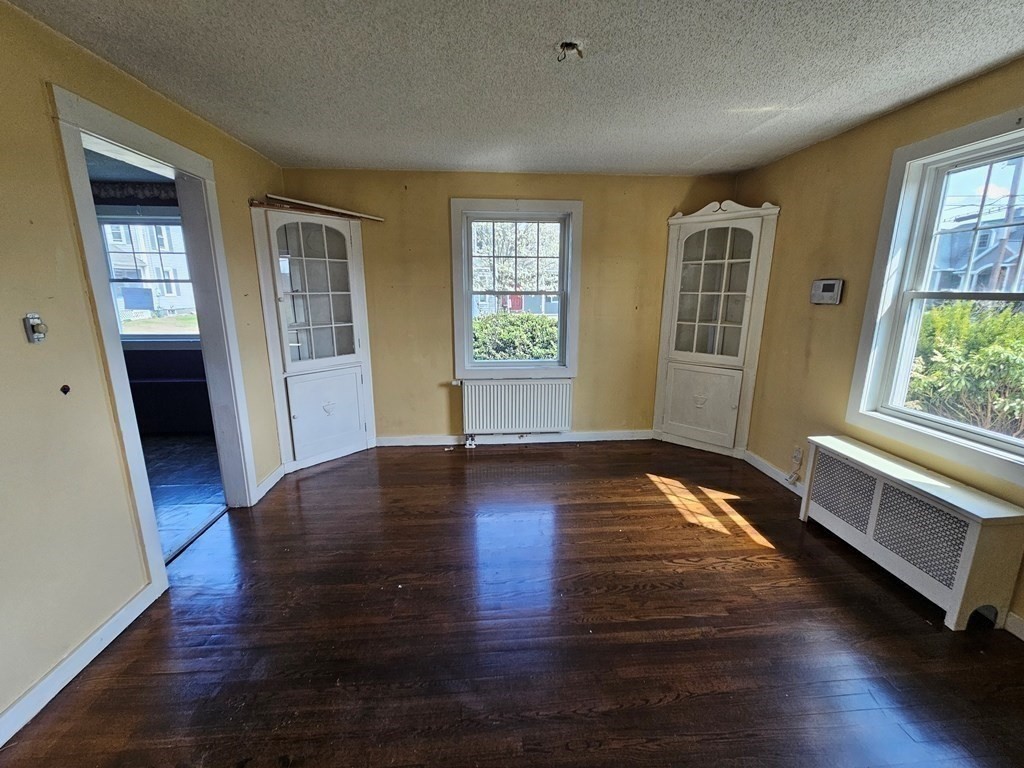 4 Stewart Ave Property Photo 8