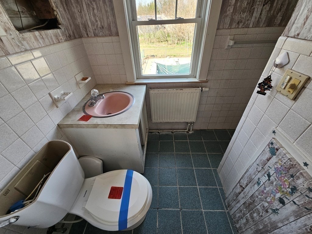 4 Stewart Ave Property Photo 18