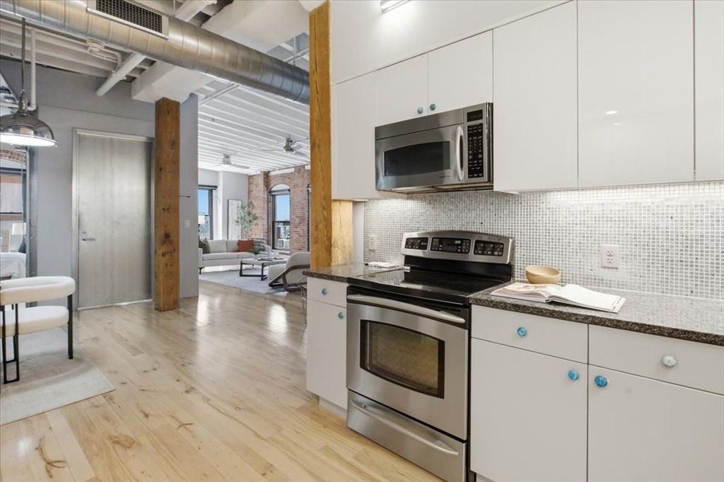 111 Beach St # 3e Property Photo 8