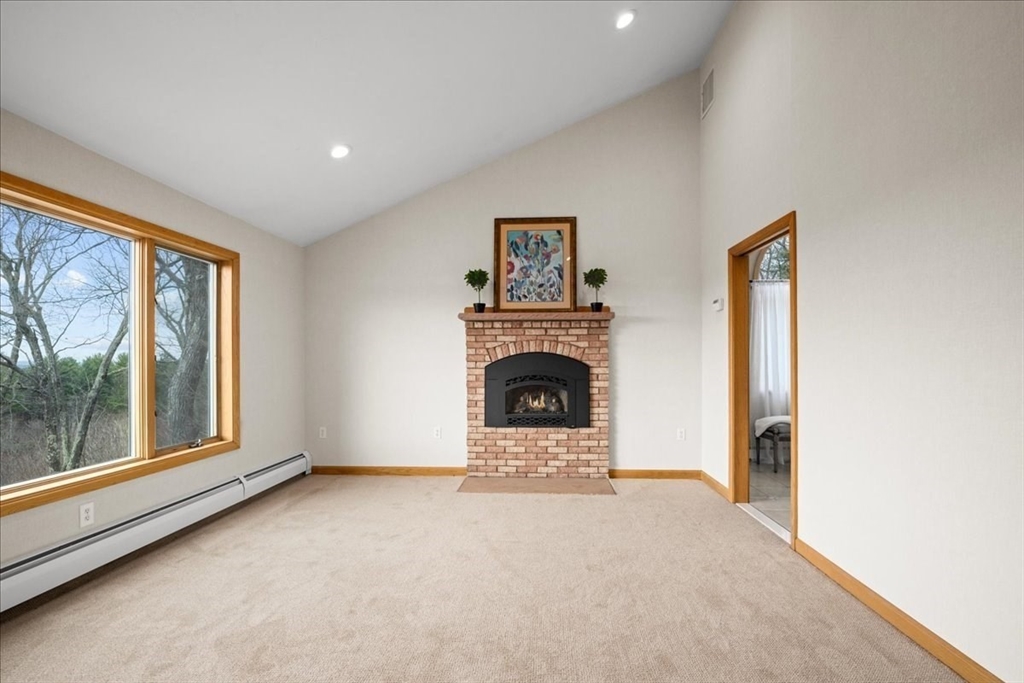173 Central St Property Photo 22