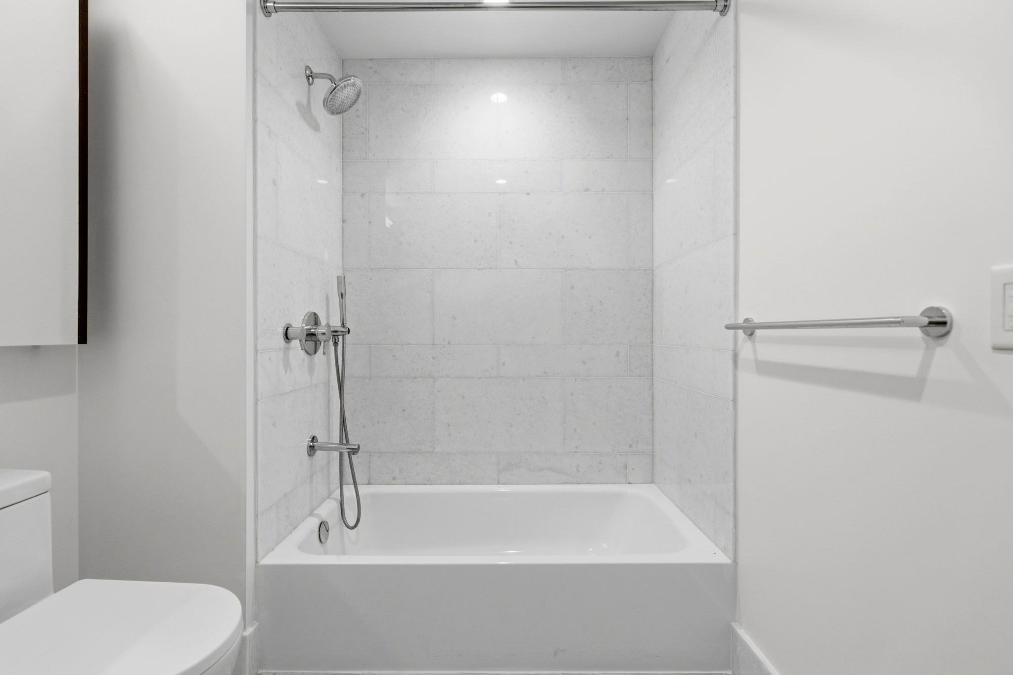 100 Lovejoy Wharf # 7n Property Photo 9
