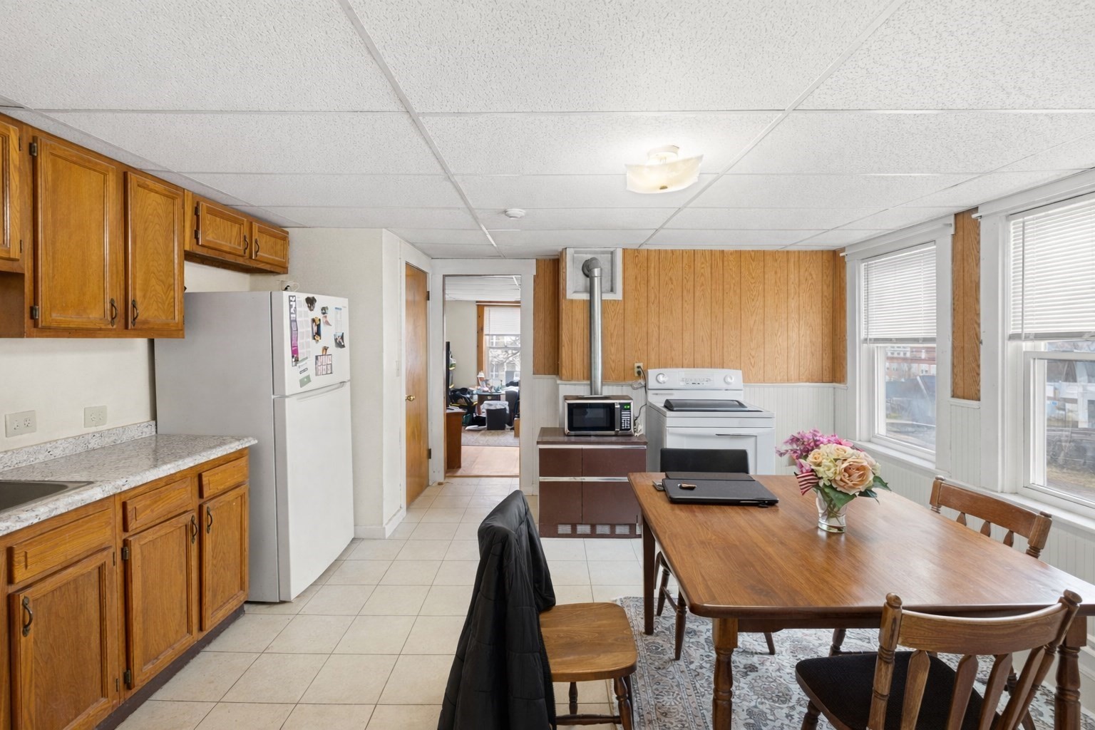 45 Laurel St Property Photo 5