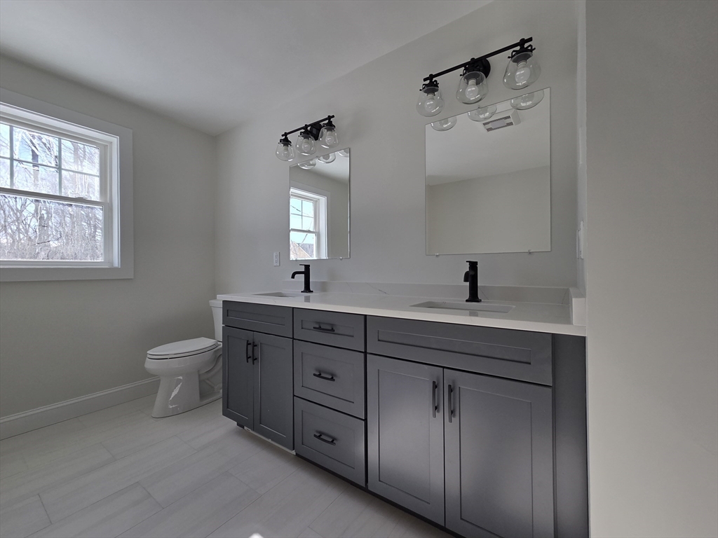 13 Cricket Lane Property Photo 9