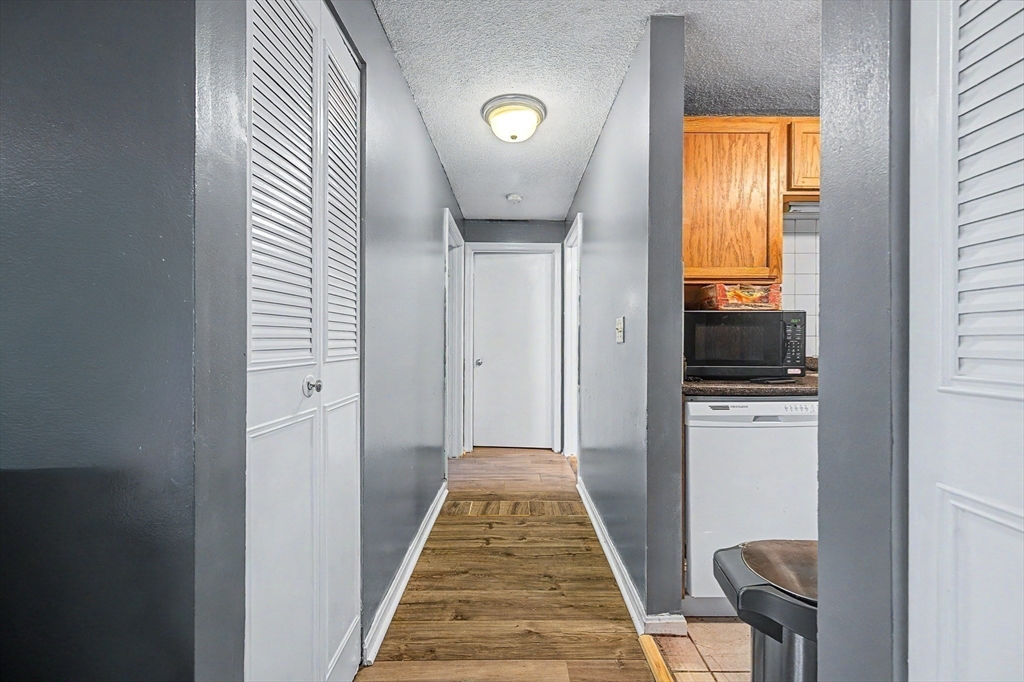 35 Longworth Avenue # 12 Property Photo 11