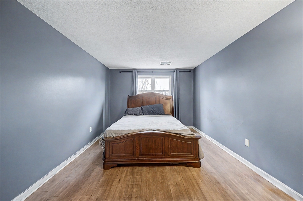 35 Longworth Avenue # 12 Property Photo 16