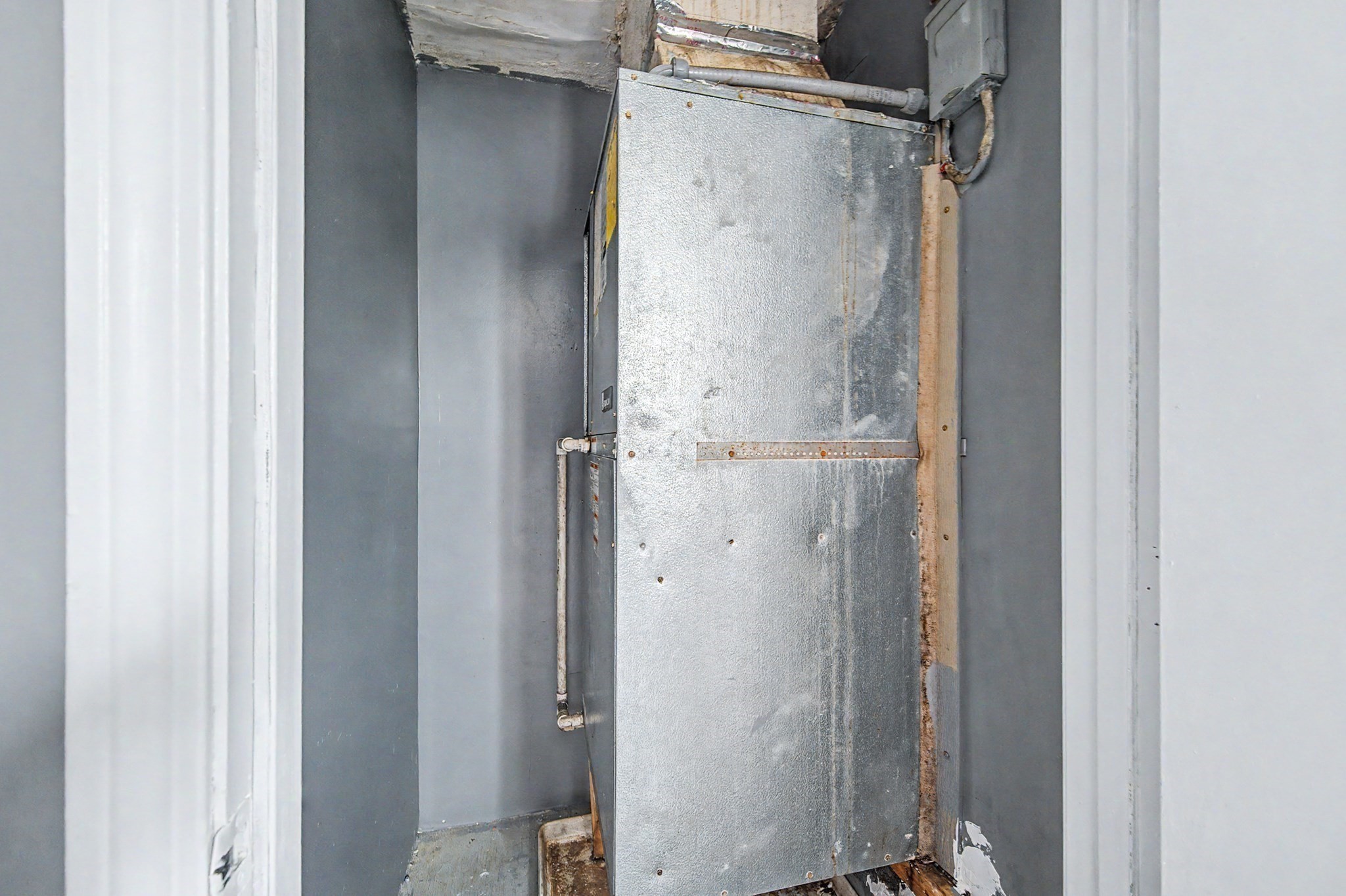 35 Longworth Avenue # 12 Property Photo 20