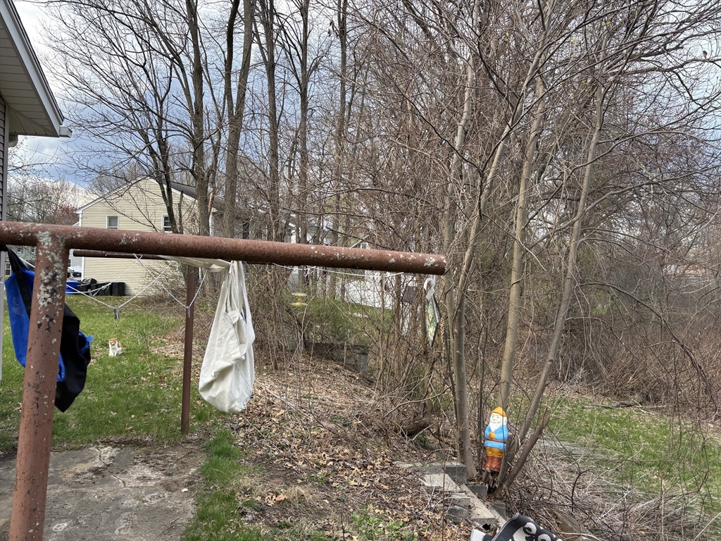 177 Jamaica St Property Photo 7
