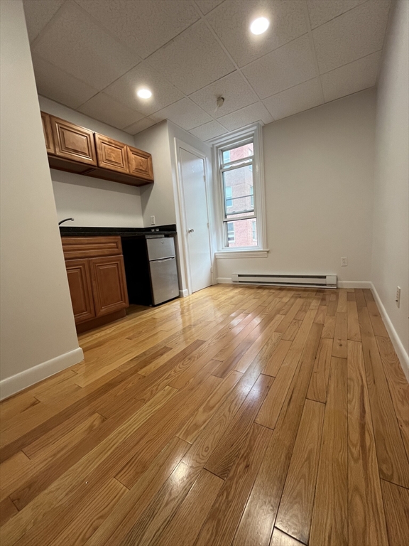 302 Newbury # 8 Property Photo 1