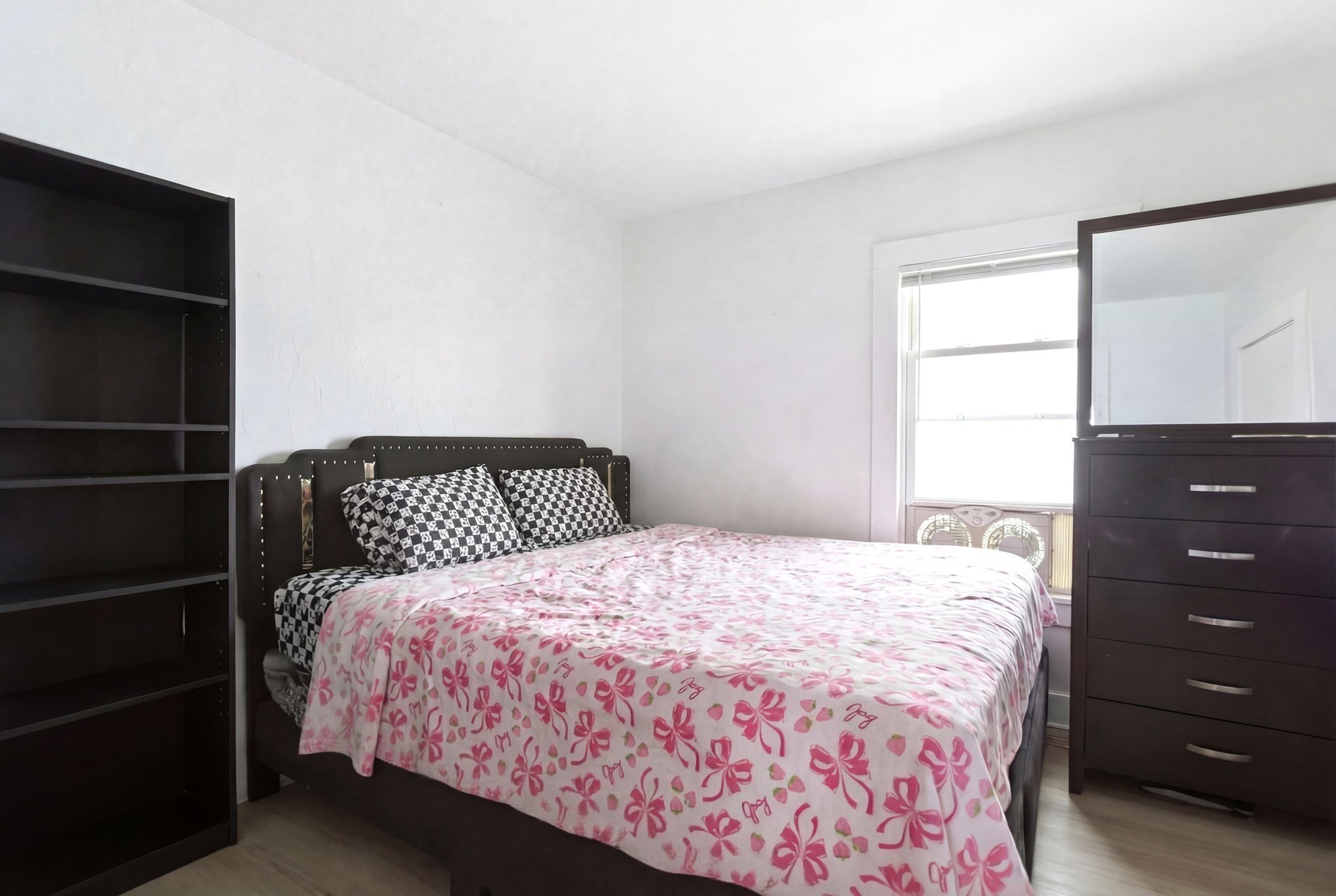 81 Ward St Property Photo 10