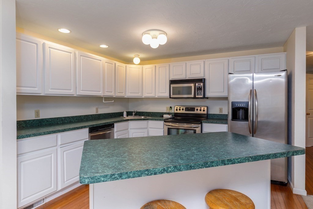 51 Sawmill Pond Road # 51 Property Photo 3