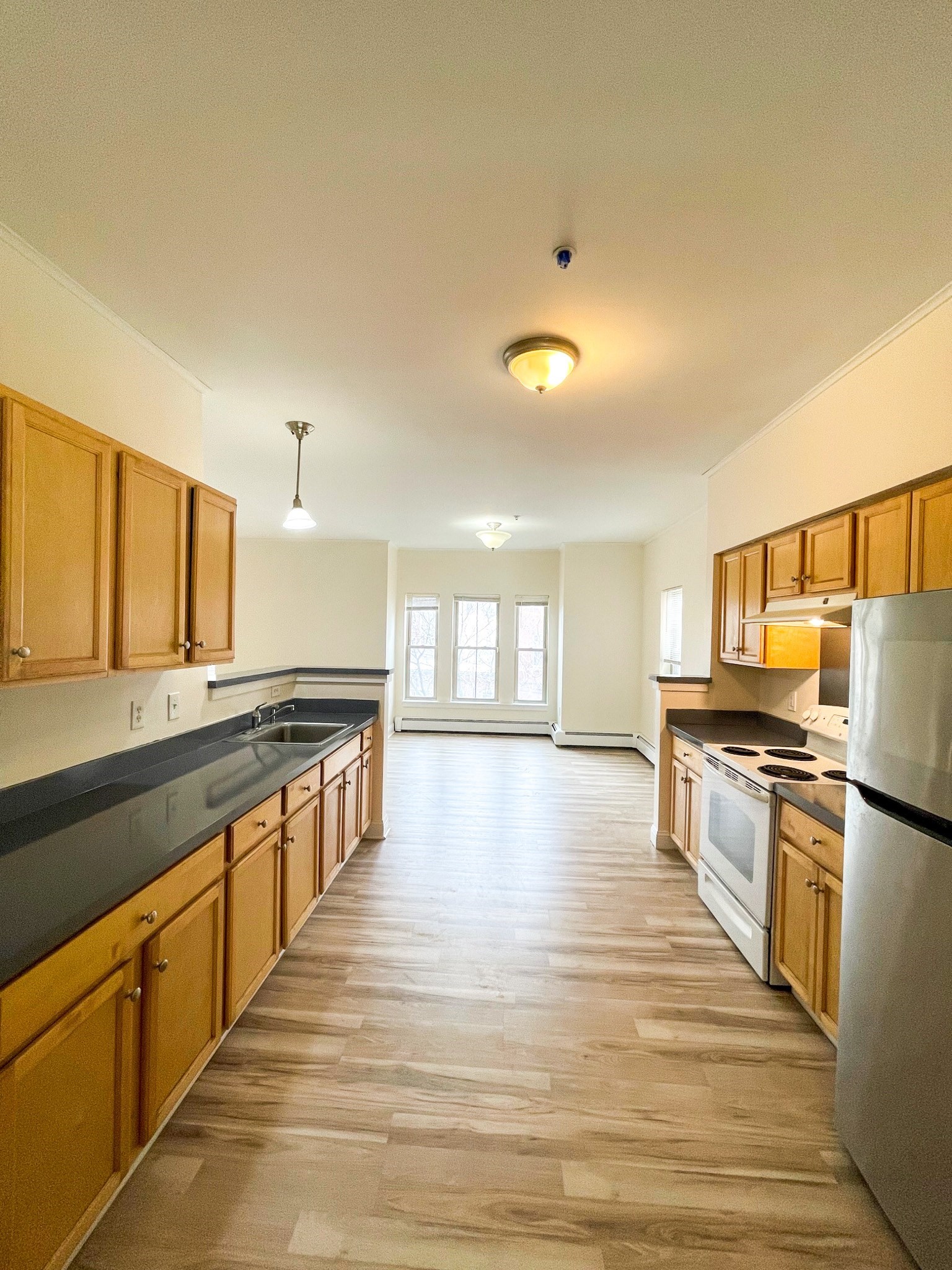 12 Humphreys # 8 Property Photo 1