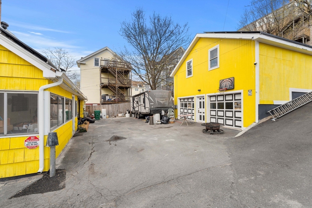 129 High St Property Photo 15