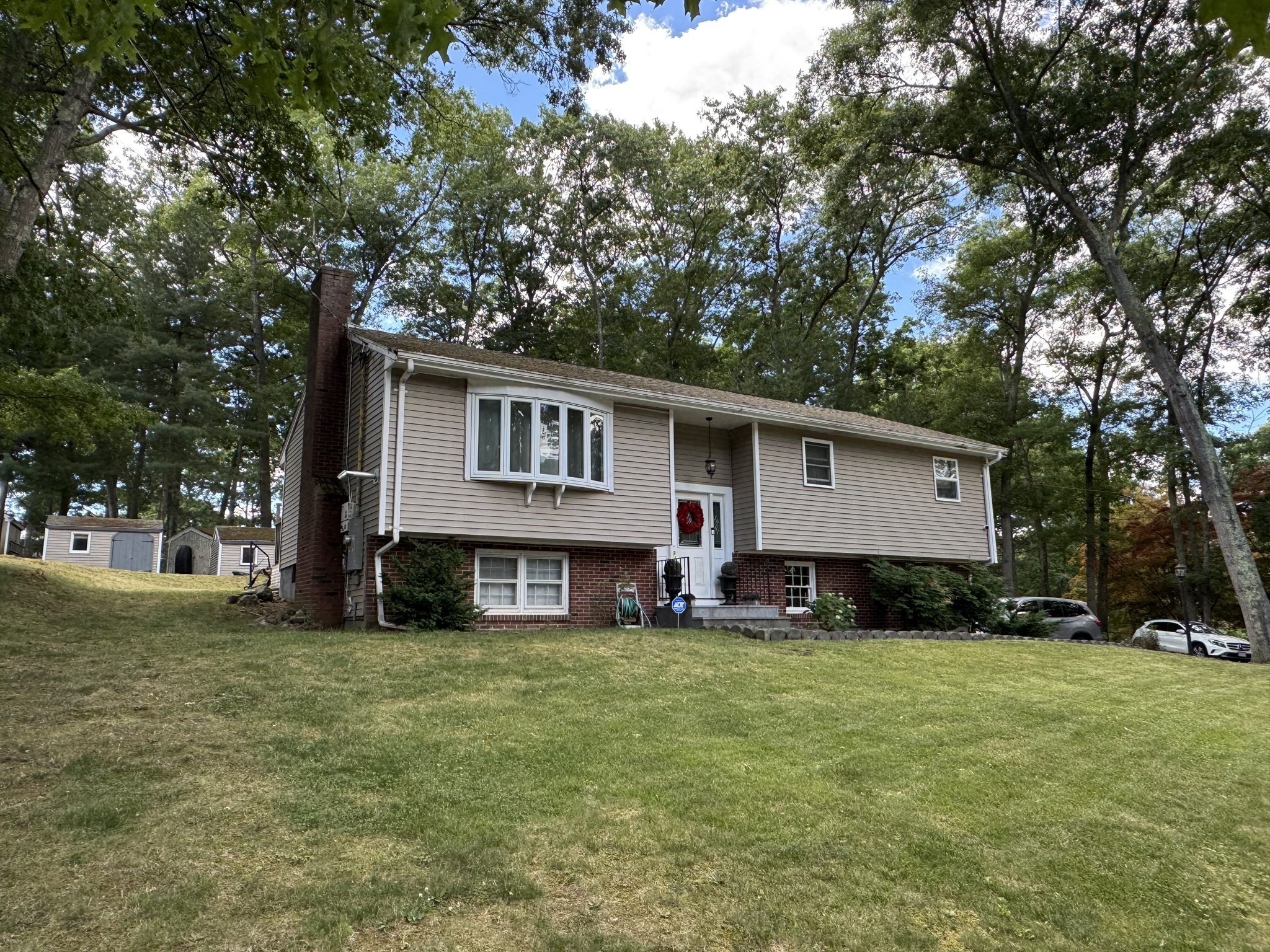 149 Thurber Ave Property Photo 1