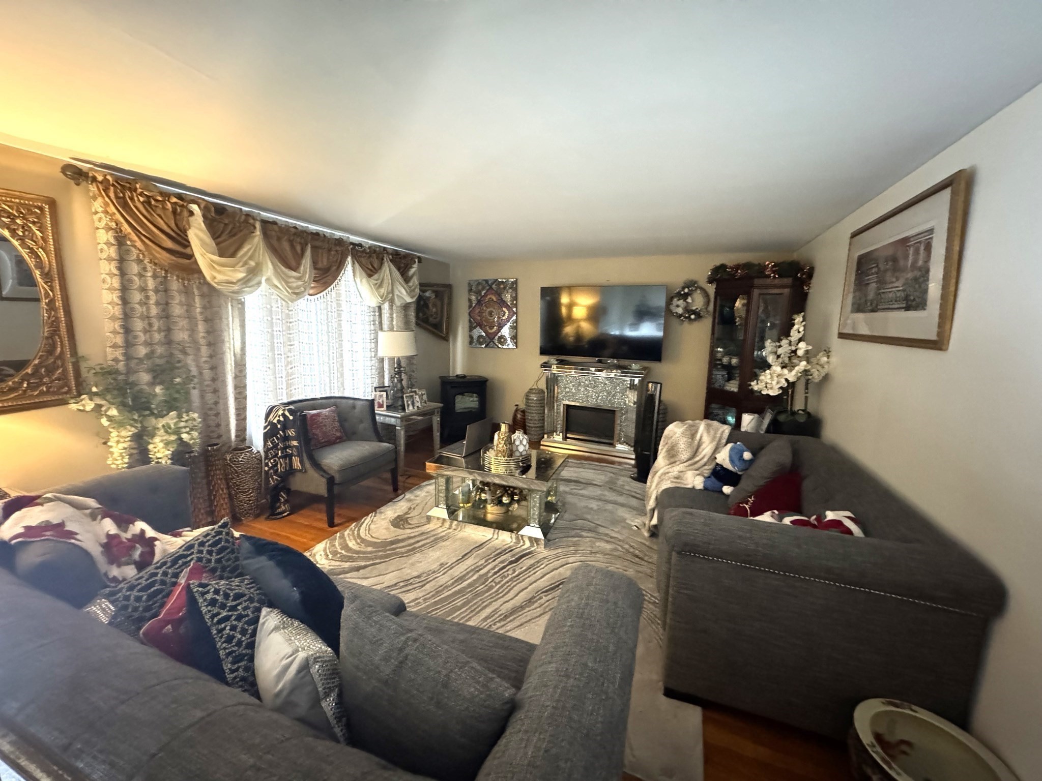 149 Thurber Ave Property Photo 7