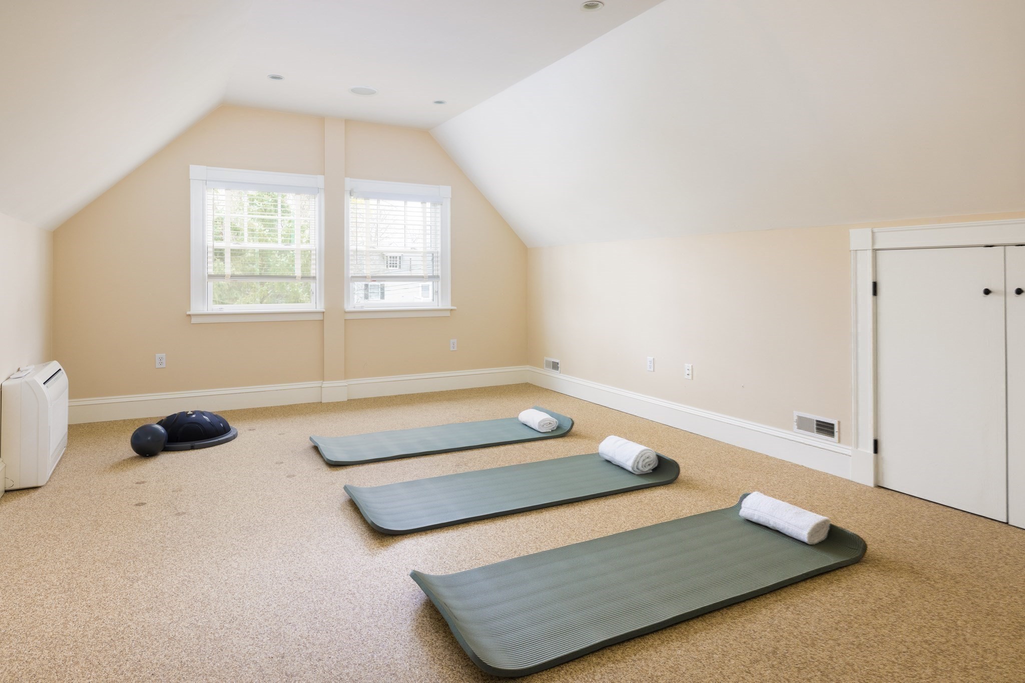 11 Winthrop Road Property Photo 15