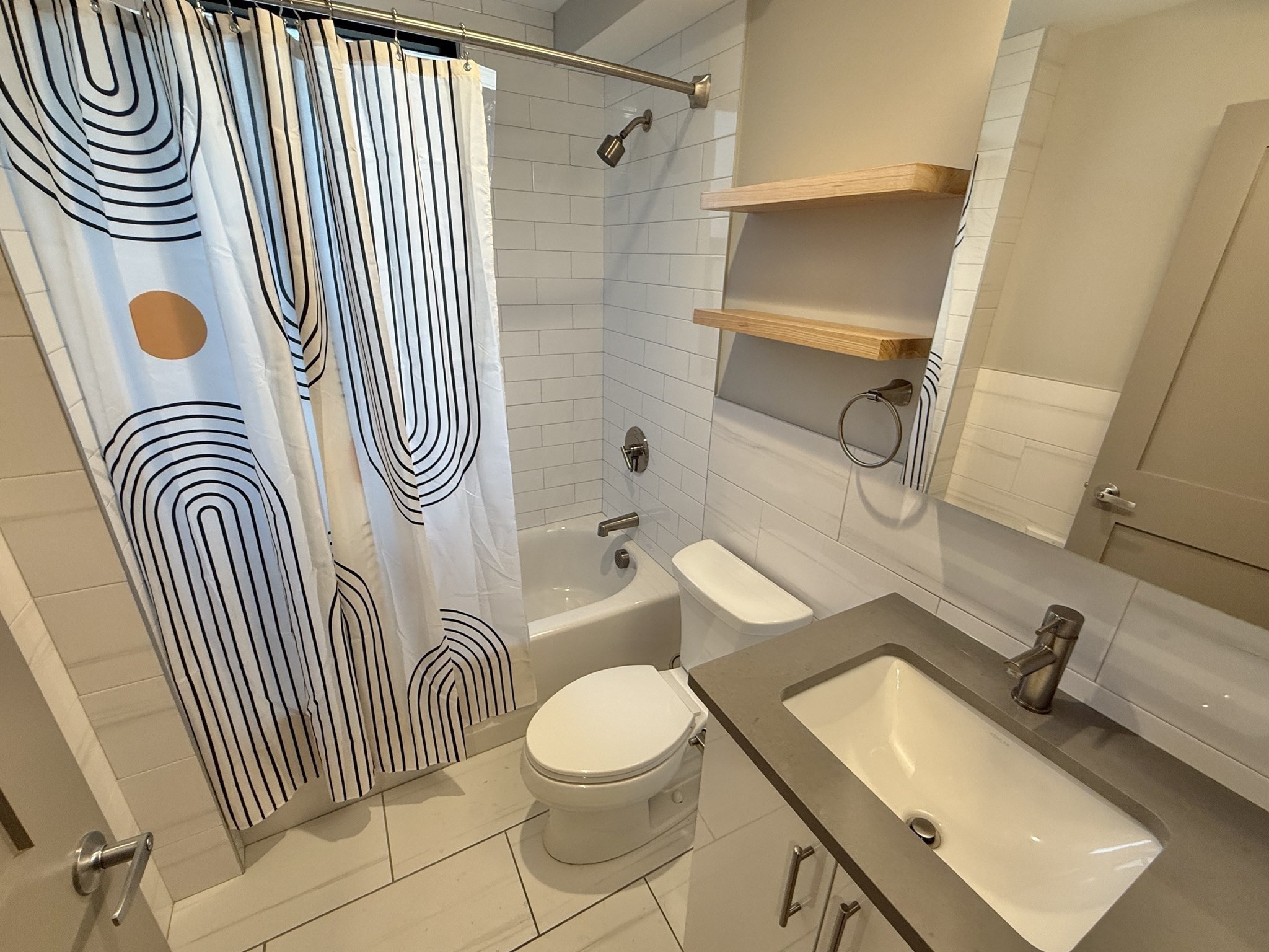 244 Hanover # 610 Property Photo 5