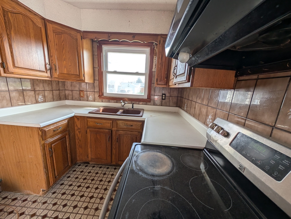 106 Cypress Ave Property Photo 5