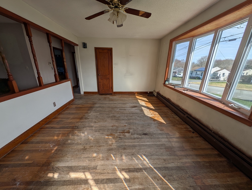 106 Cypress Ave Property Photo 8