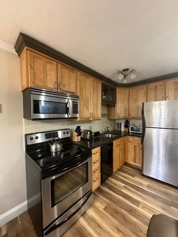 74 Barrett St # 103 Property Photo 1