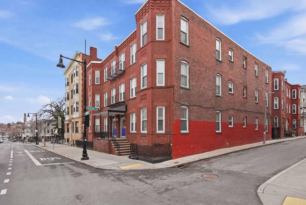 1466 Tremont # 6 Property Photo 13