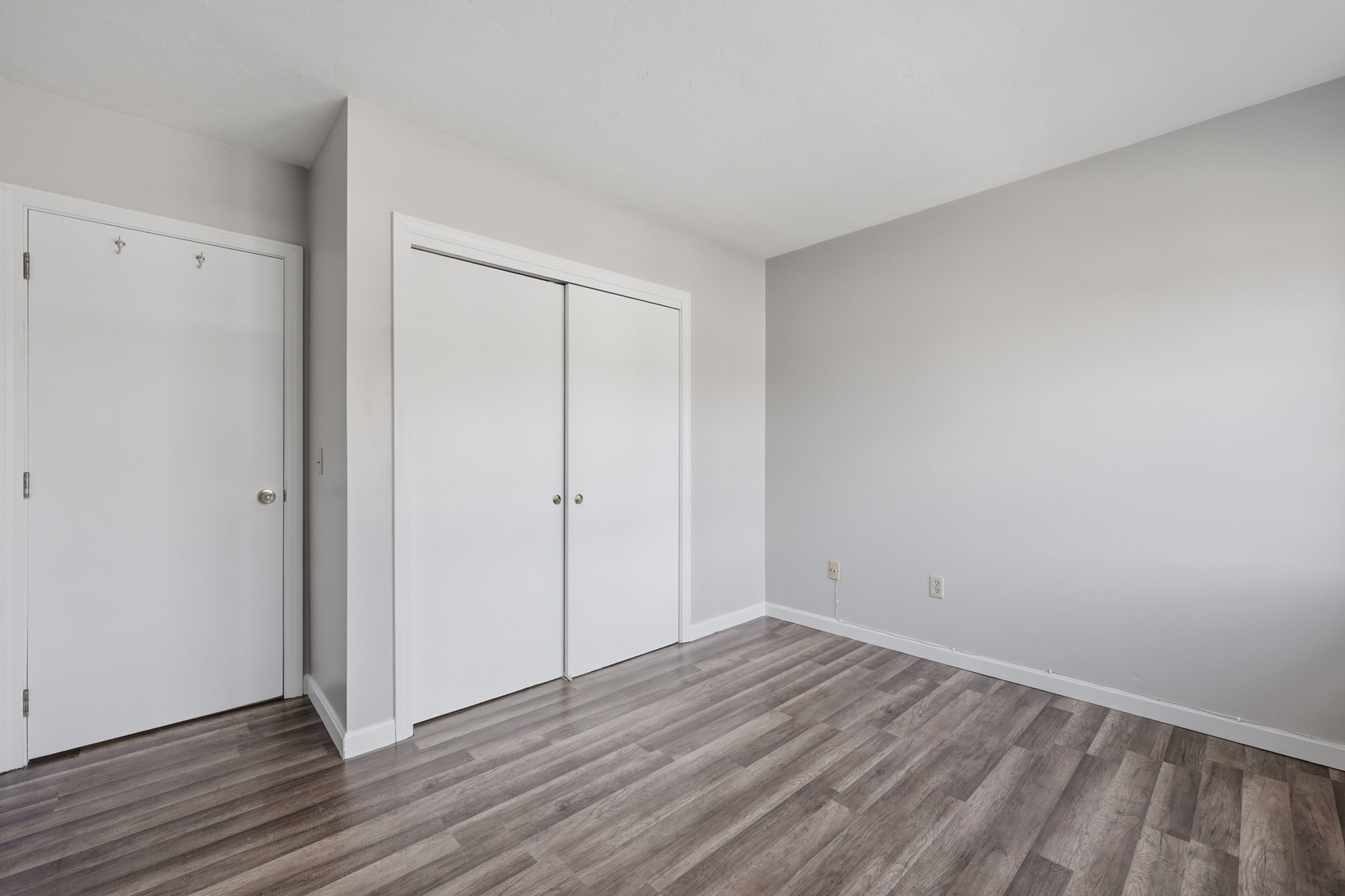 21 Middlesex Avenue # 305 Property Photo 16