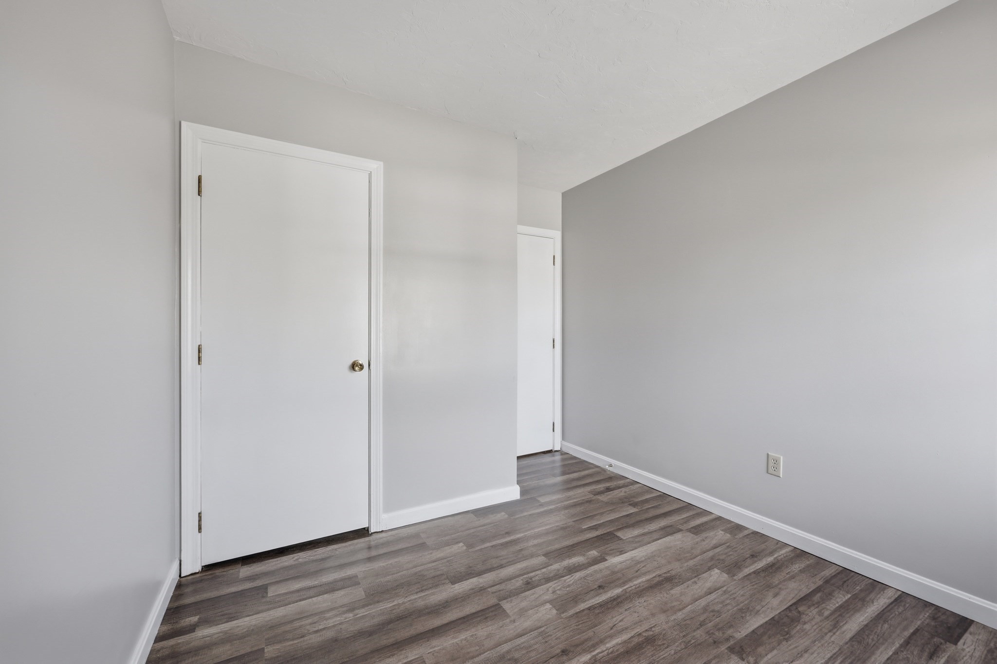 21 Middlesex Avenue # 305 Property Photo 20