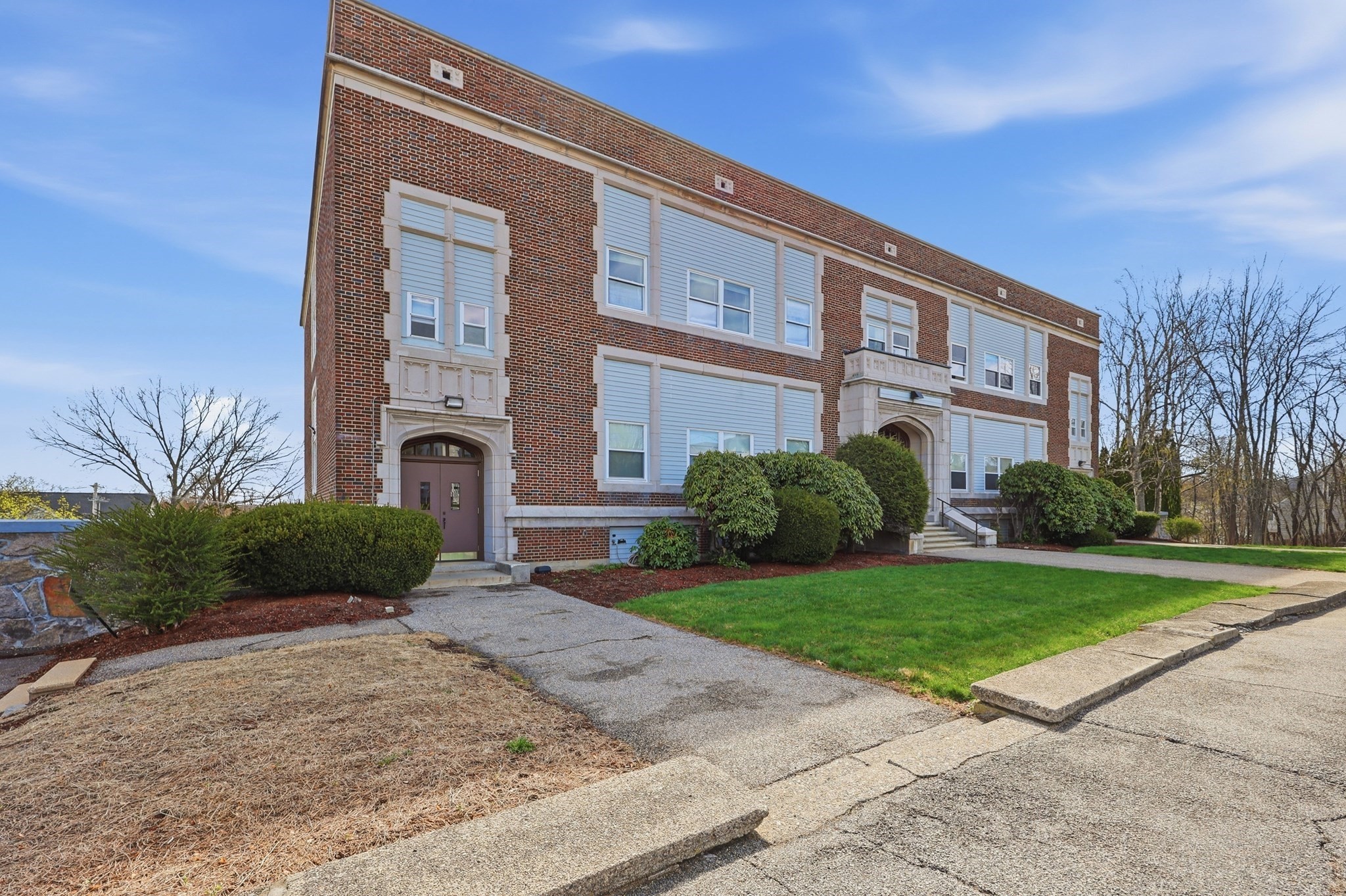 21 Middlesex Avenue # 305 Property Photo 24