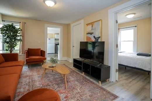 11 Central St Property Photo 3