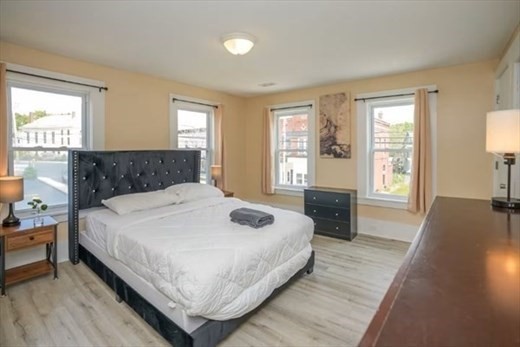 11 Central St Property Photo 8