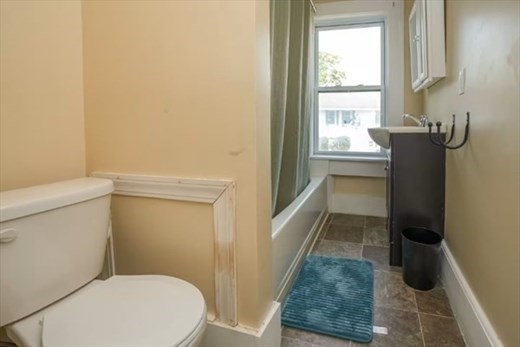 11 Central St Property Photo 13
