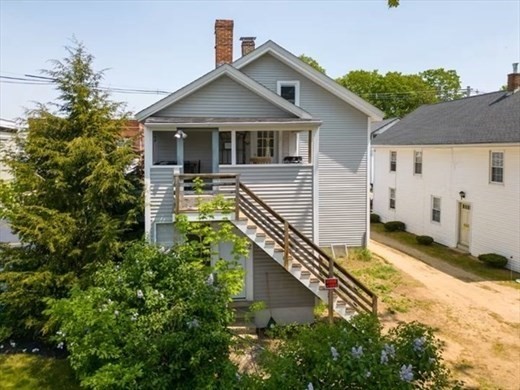 11 Central St Property Photo 21