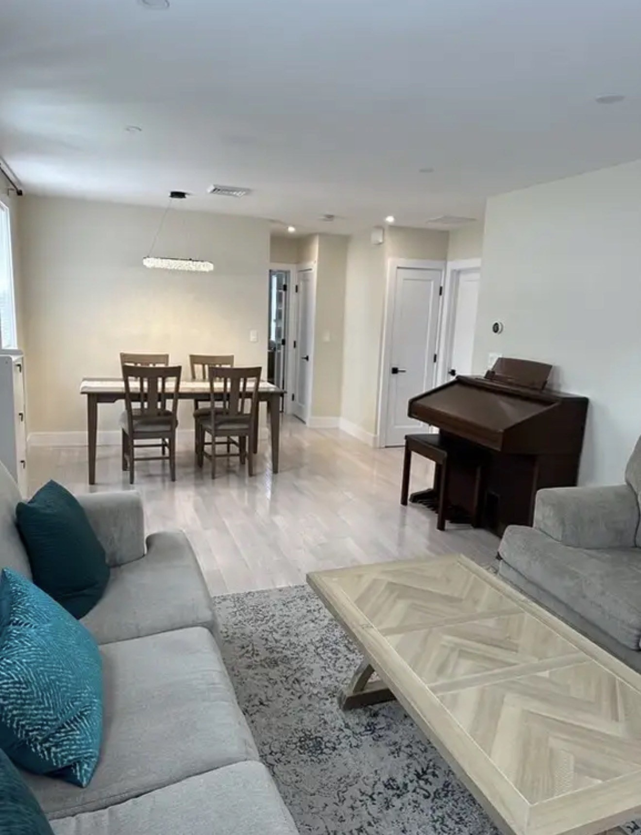 65 Louis St # A Property Photo 6