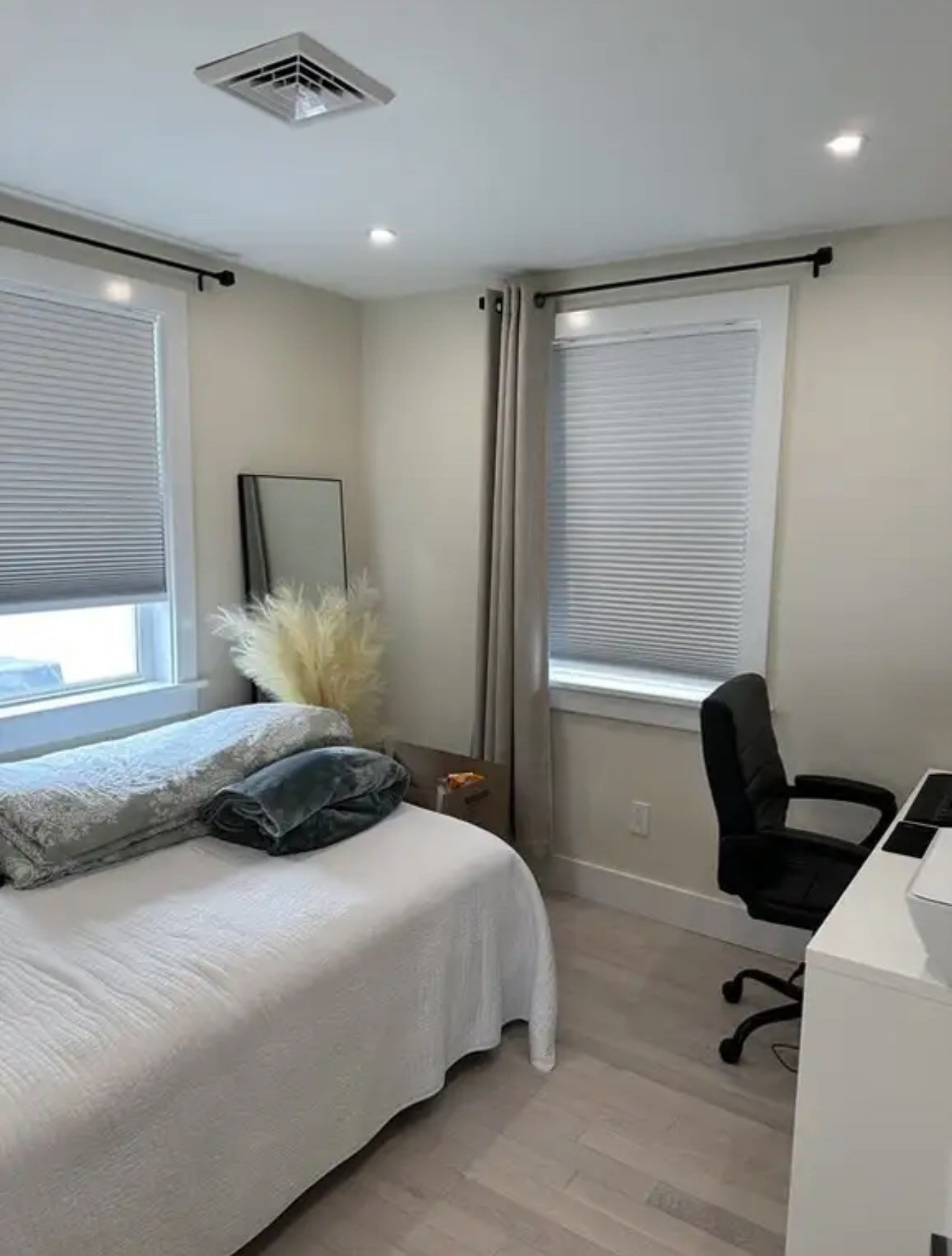 65 Louis St # A Property Photo 8