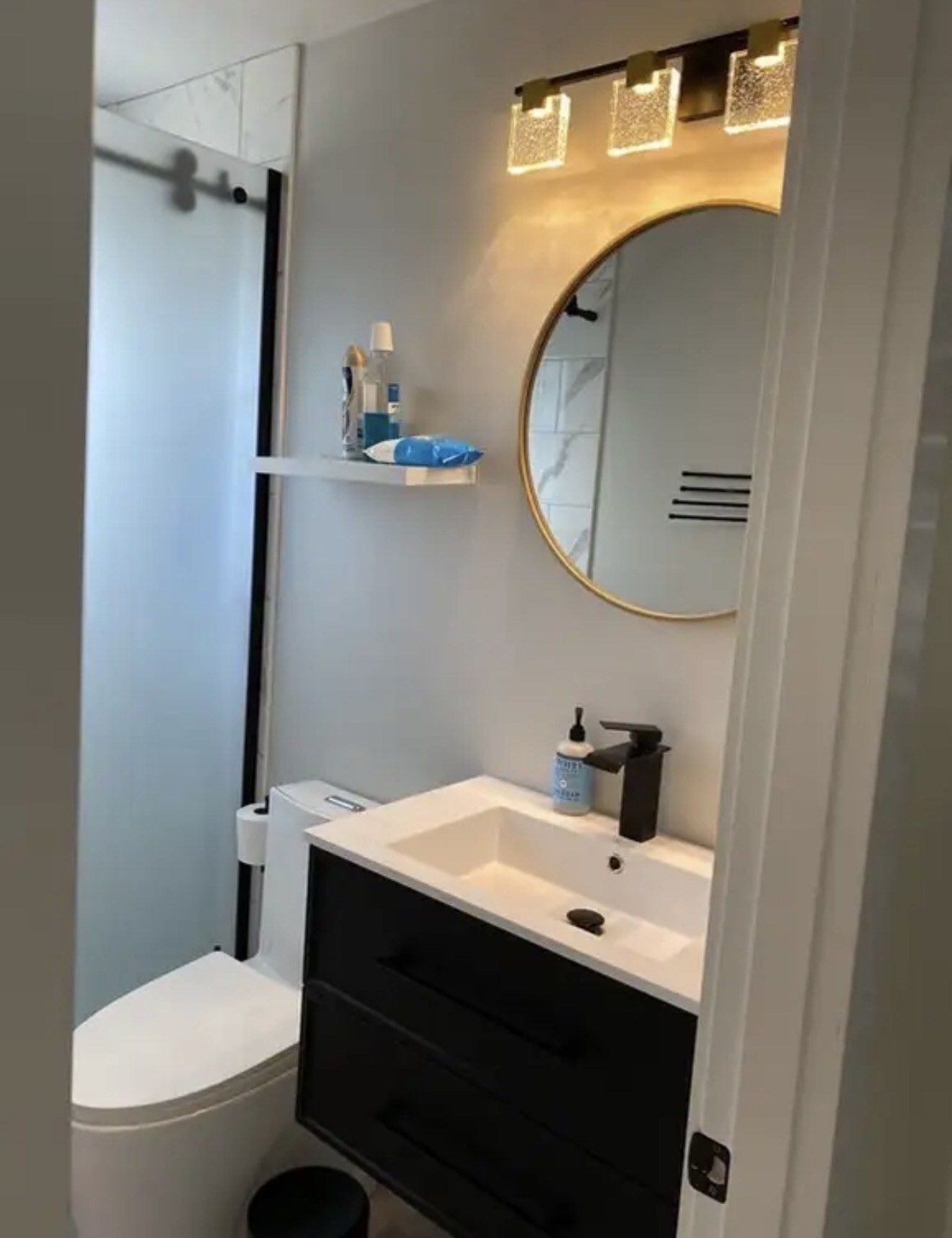 65 Louis St # A Property Photo 9