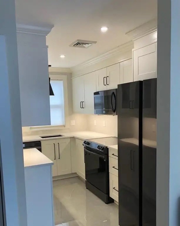 65 Louis St # A Property Photo 23