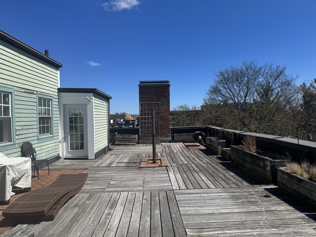 16 Chauncy St # 60 Property Photo 17