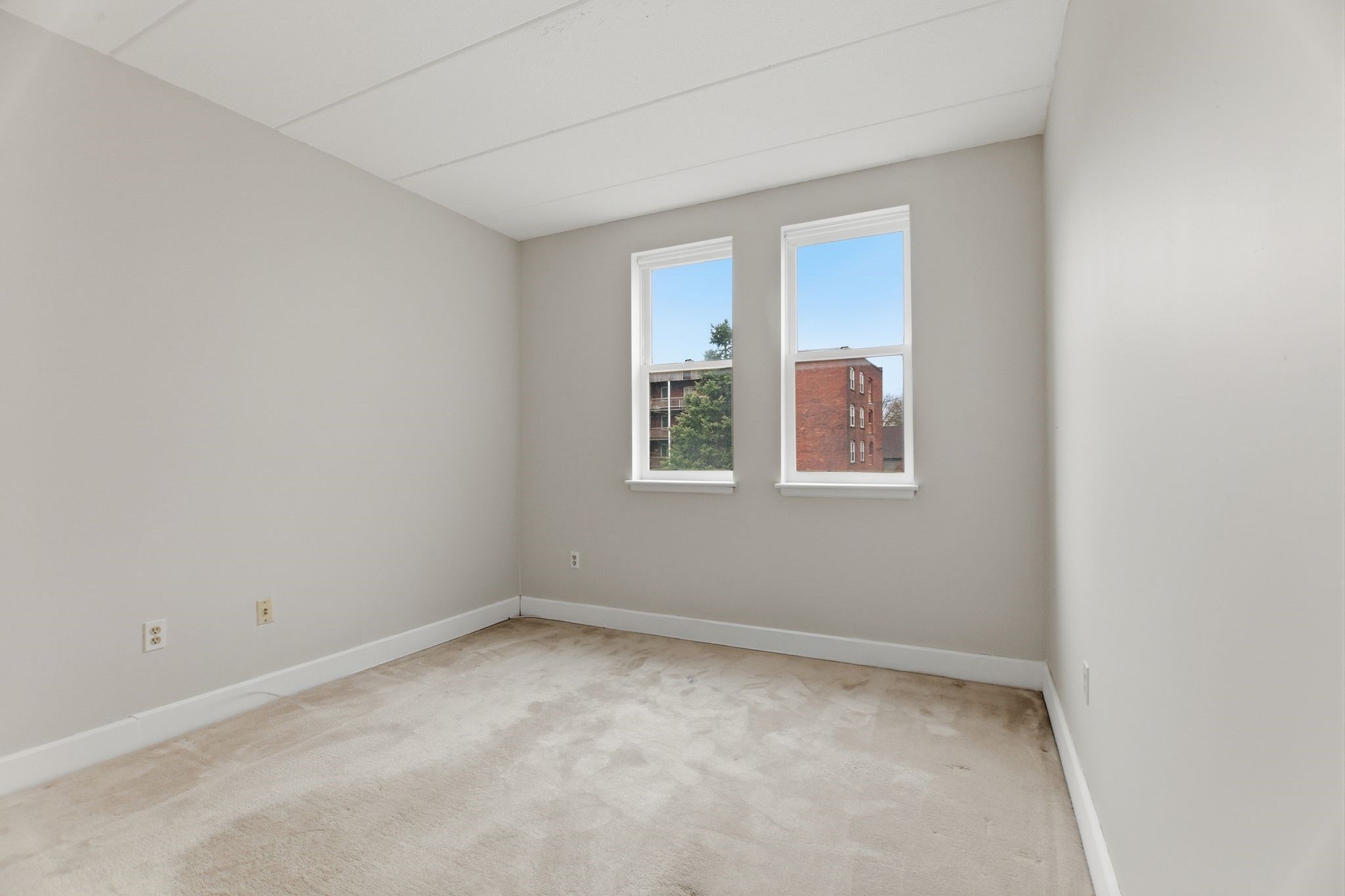 34 Sumner Ave # 210 Property Photo 11