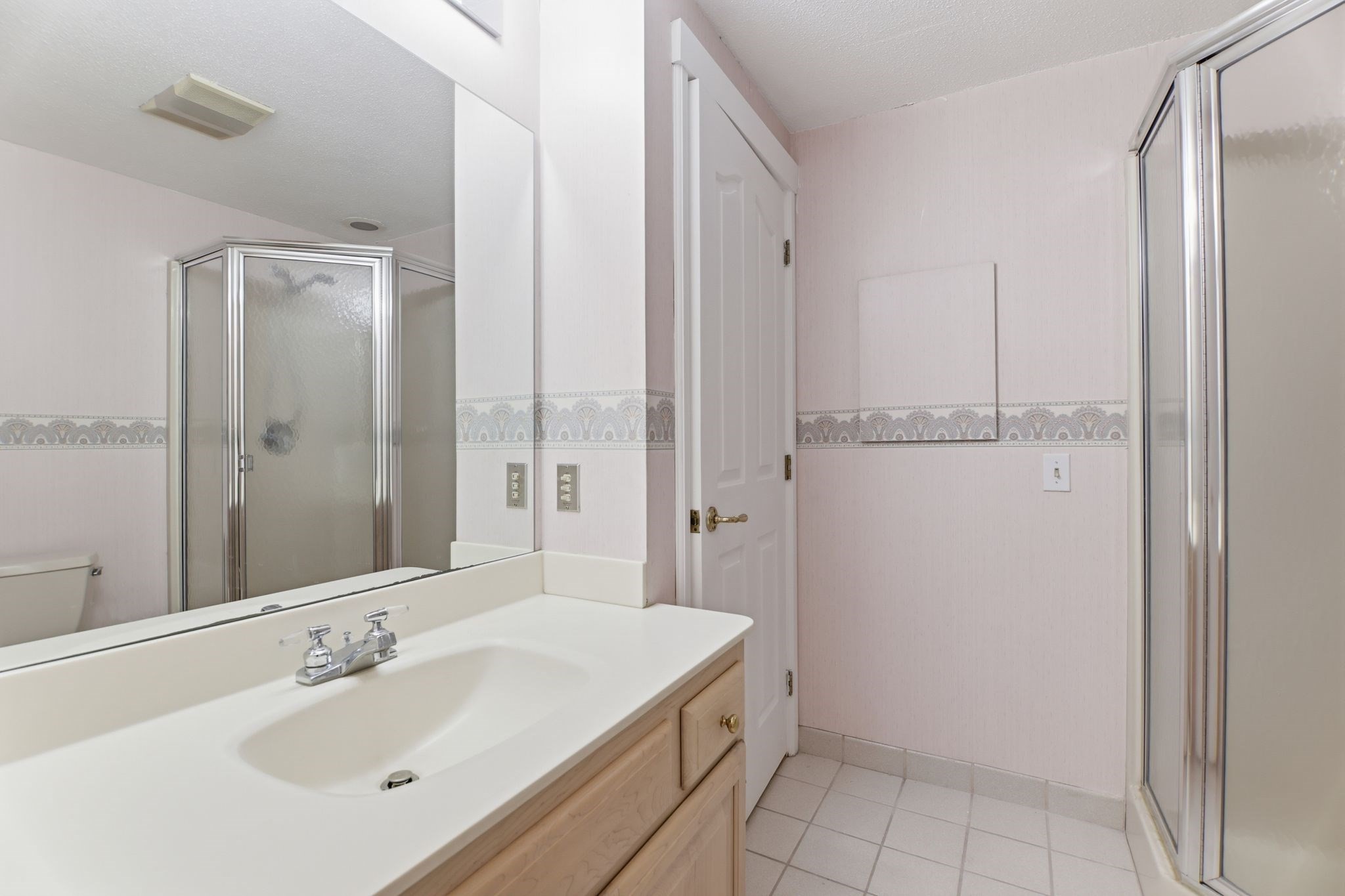 34 Sumner Ave # 210 Property Photo 16