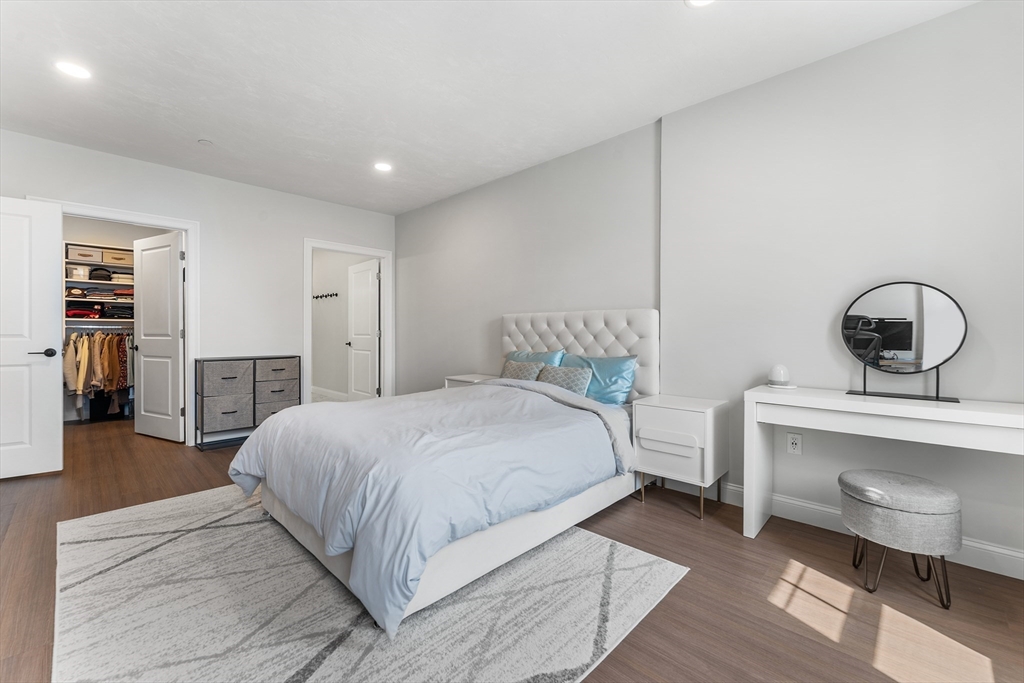320 Middlesex Avenue # B209 Property Photo 11