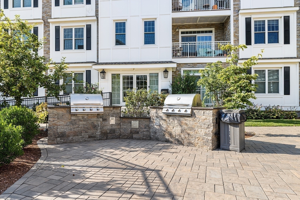 320 Middlesex Avenue # B209 Property Photo 31