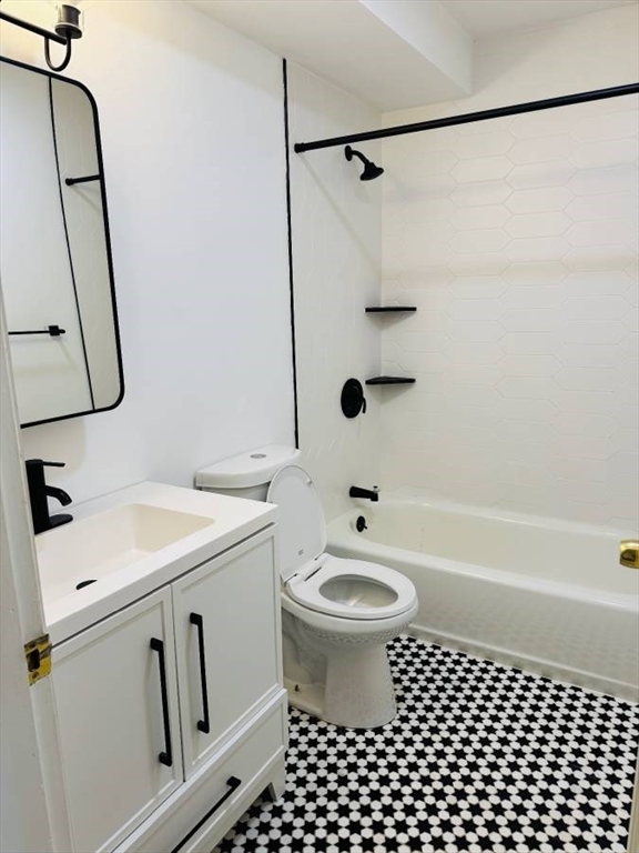 32 Tufts Ave # A Property Photo 11