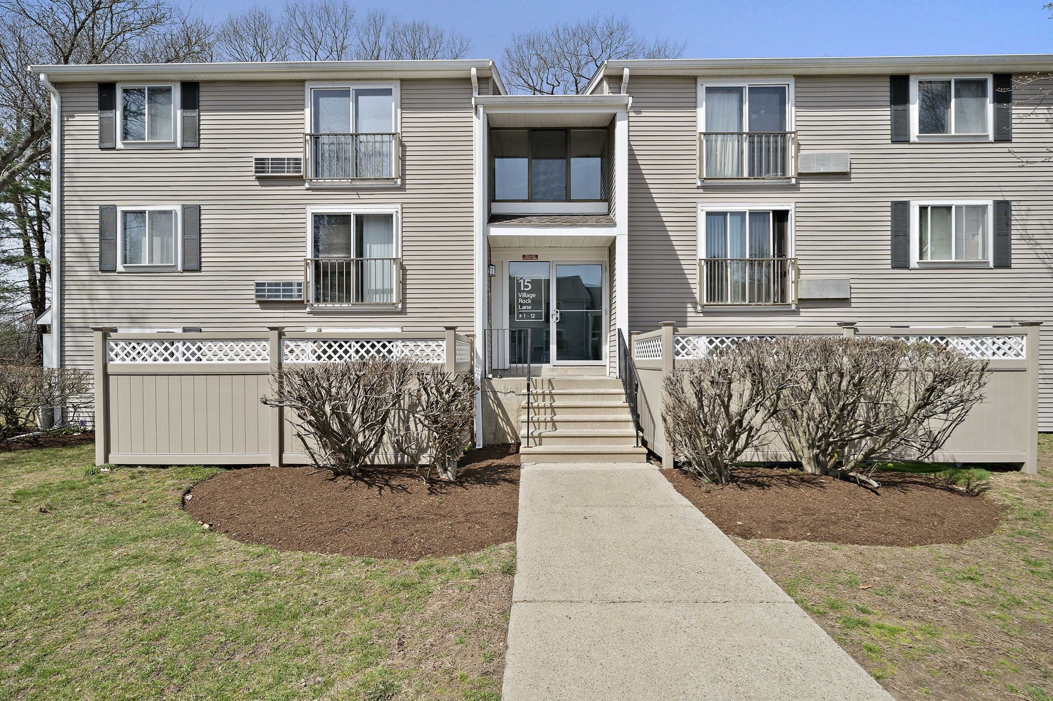 15 Village Rock Ln # 2 Property Photo 25
