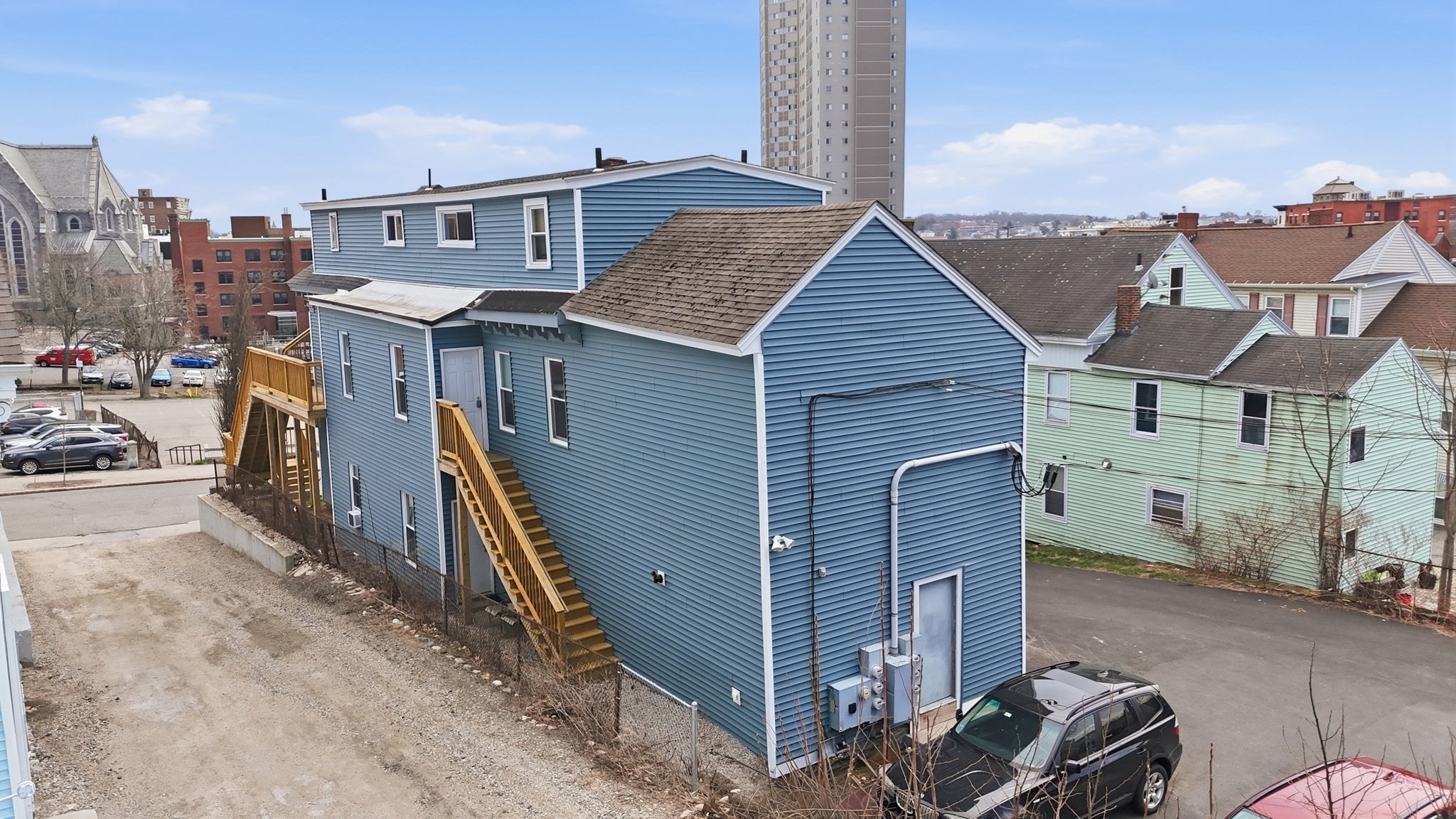 34 Irving St Property Photo 5