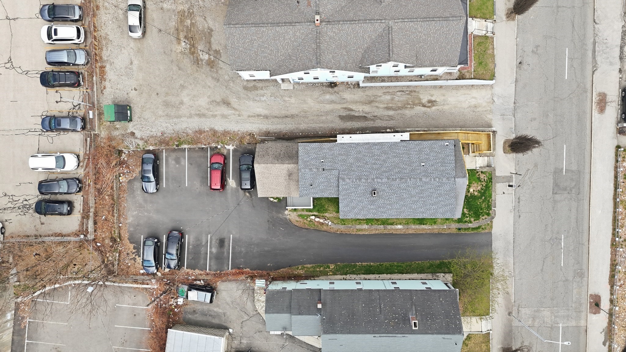34 Irving St Property Photo 9