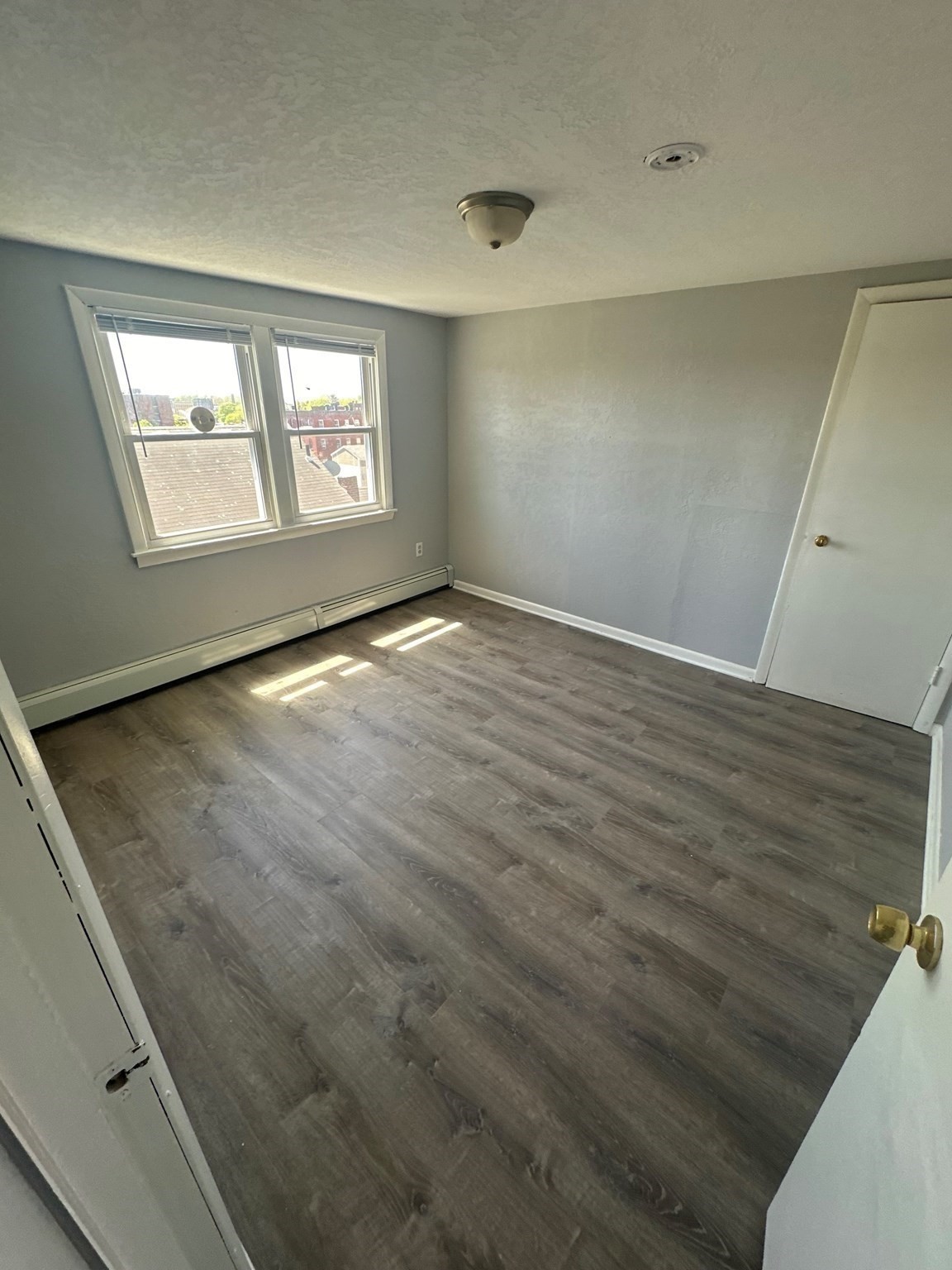 34 Irving St Property Photo 26