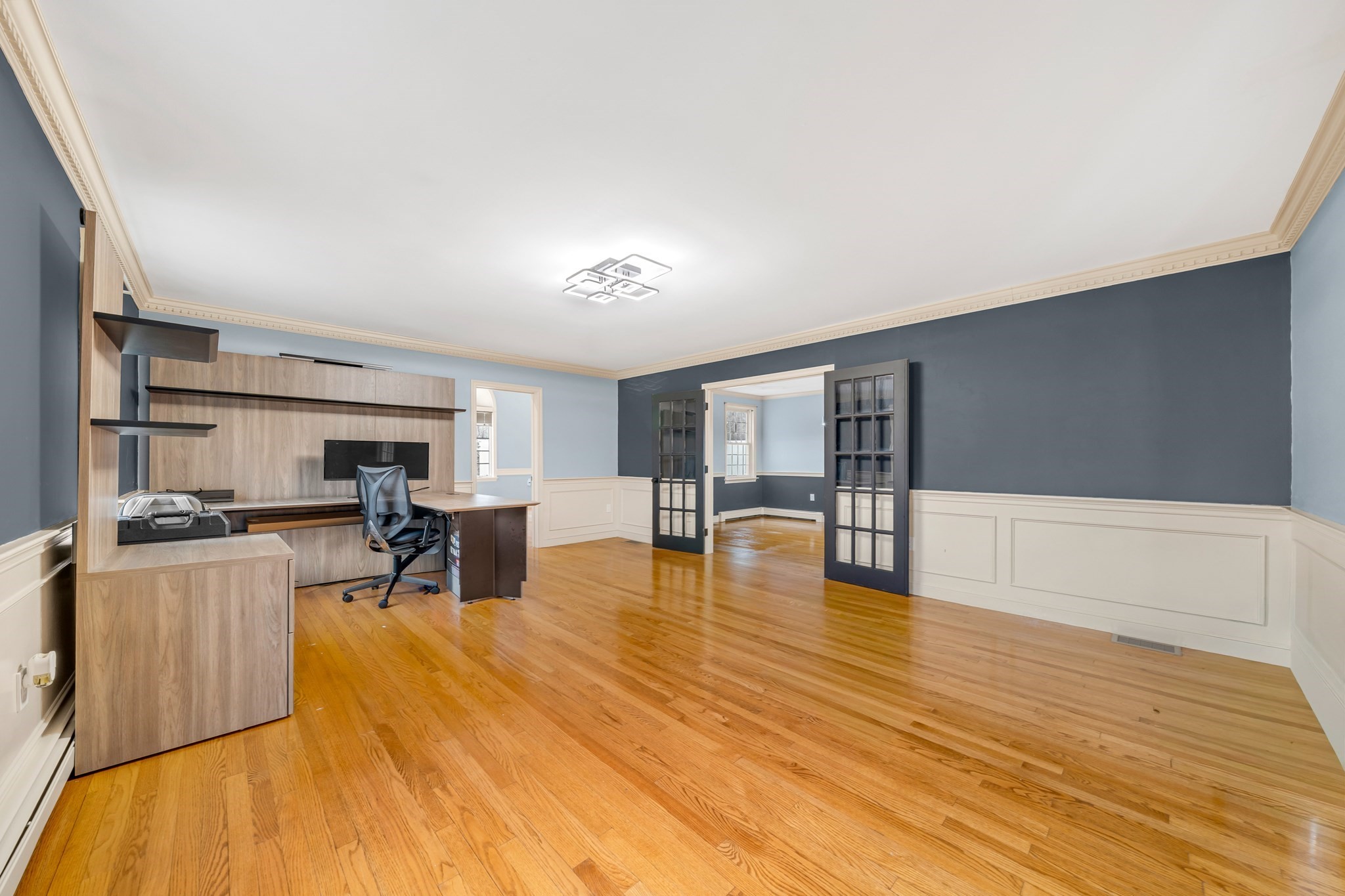 5 Bedros St Property Photo 4