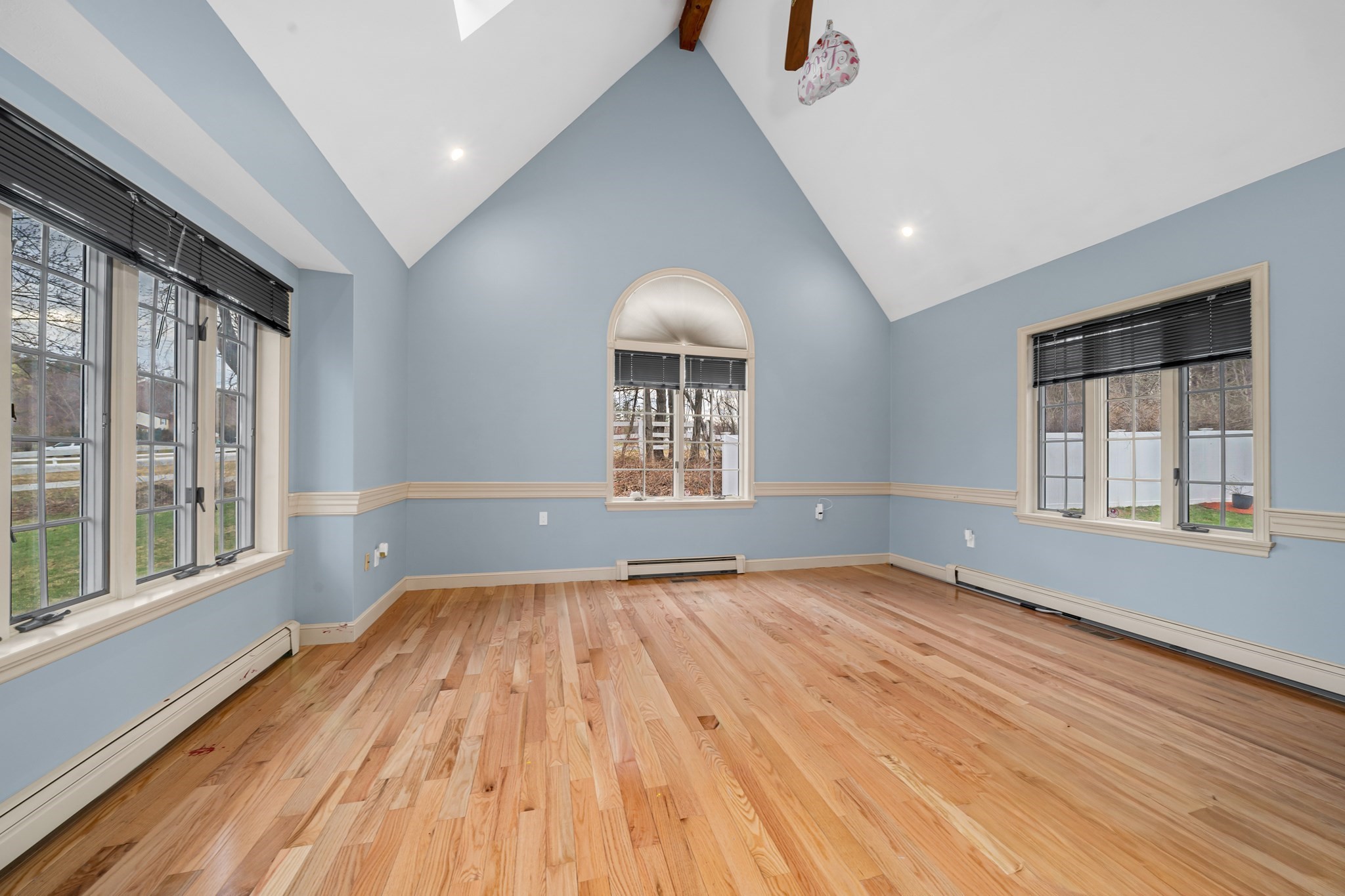 5 Bedros St Property Photo 5